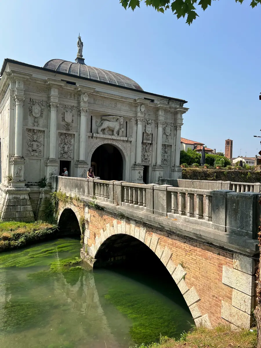 Le mura e le porte